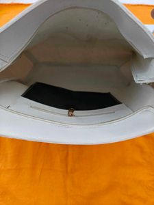 White shoulder bag