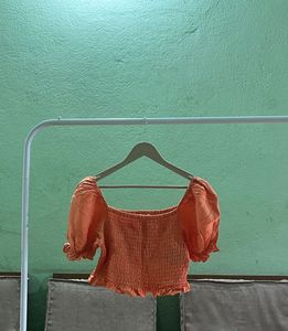 H&amp;M Smocked Puff Sleeve Top