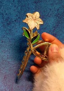 Floral Hair Claw Clip