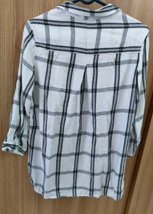 🖤 Classic Black &amp; White Plaid Rayon Shirt