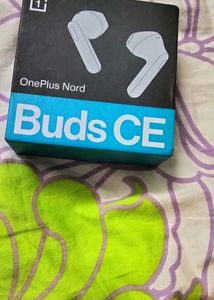 Oneplus Nords  Buts CE( MoonLight White) Charge Ceble