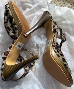 Awesome Animal Print Heels+Global Desi+Shift Dress