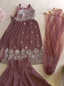 Elegant Pink Kurta Set
