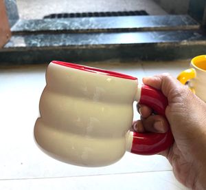 Shinchan Ceramic Mug - Red