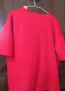 Vogue Red oversized tshirt