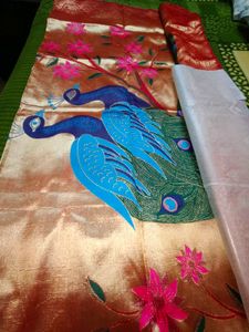 Women's Silk Blend Woven Saree With Blouse Piece