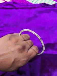 Bangles, Bracelets