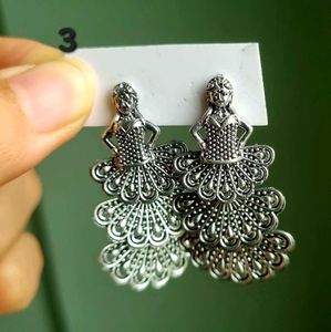 Set Of 4 Oxidized Earrings