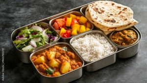 TIFFIN SERVICE