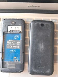 Nokia 225 Feature Phone