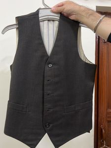 Coat 2 Without Pant Like New