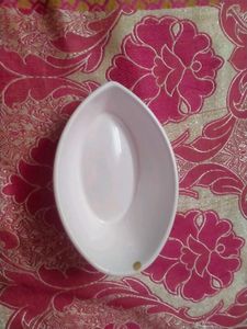 Serving Dishes - Set of 4