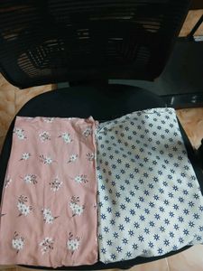 Floral Print Tops - Set of 2