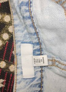 H&amp;M Light-Wash High-Waist Jeans – EUR 34 (US 2)