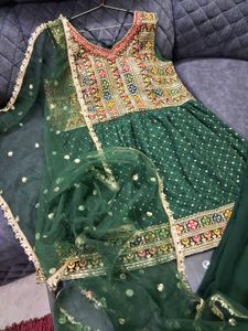 Green Embroidered Kurta Set