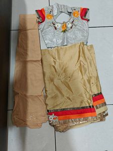 Women Traditional Indian Outfit