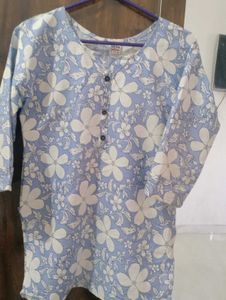 A New XXL Printed Short Kurti