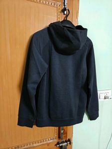 Uniqlo Sports Hoodie