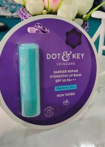 Dot &amp; Key Skincare Bundle 🌷