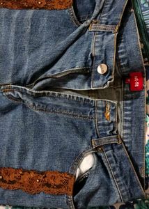 Lace Trim Flare Jeans