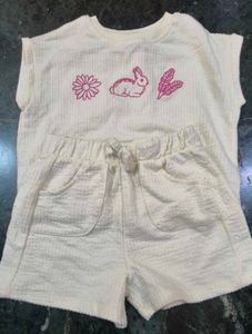 Girls clothing kids in size 1 -2 years age group