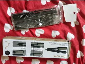 Nova Hair Straightener With Professional Comb Kit