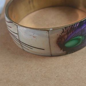 Shell bangle