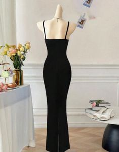 Savana Elegant Black Dress