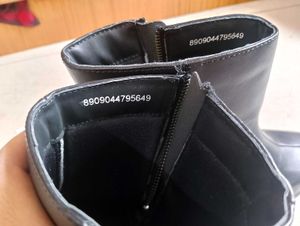 Black Women&#39;s Boots