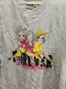 Cute Girls Graphic Tee