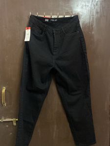 Yousta Brand New High Raise MOM Jeans