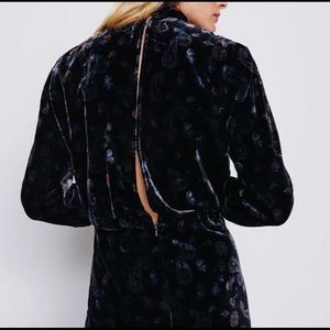 Zara New With Tag Velvet Long Sleeve Dress