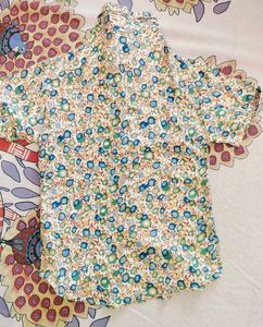 H&amp;M Floral Button-Down Shirt Never Used