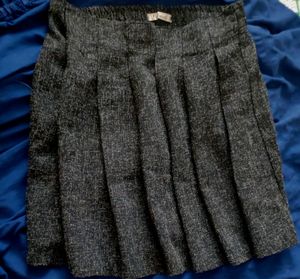 Charcoal Textured A-Line Pleated Skirt