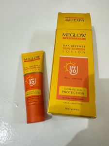 Me glow Sunscreen Lotion