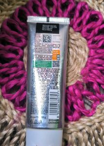 Garnier Vitamin C Serum Cleanser