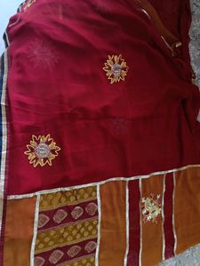 Beautiful Multicolour Saree With Blouse