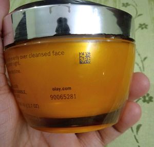Olay Vitamin C + Peptide 24 Moisturizer