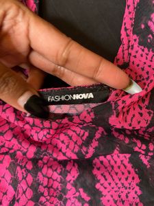 snakeprint lace bodysuit 🩷