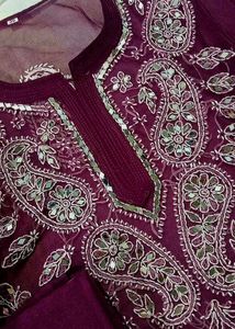 Elegant Chikankari Kurta with inner