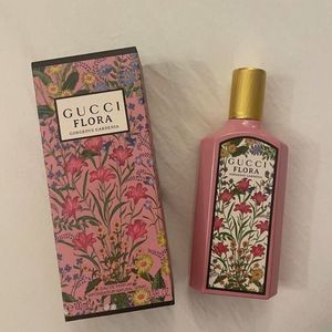 Gucci Flora Perfume