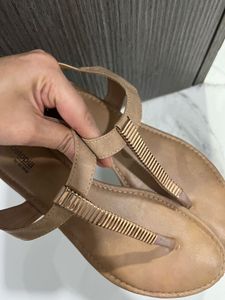 2 Flats Sandal