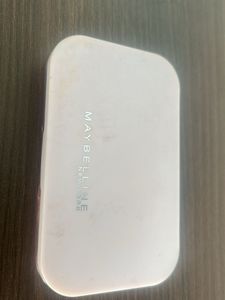 Maybelline New York Clear Glow spf32