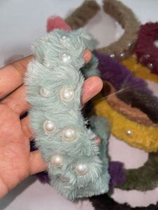 3 pcs Furry Pearl Headbands - Assorted Colors