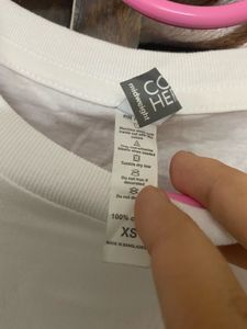 white t shirt