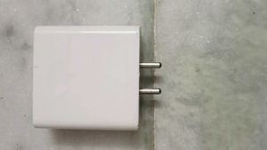 HONOR NEW AND ORIGINAL TYPE C MOBILE CHARGER 65 WA