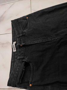Outryt Black Bootcut Jeans