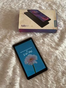 Lenovo Tab M7