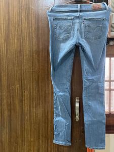 Levi's Light Wash Jeans