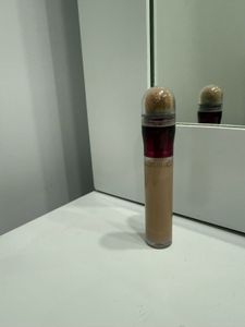 Selling: Maybelline New York Concealer-Medium Skin
